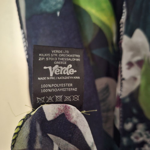 Verde caftan with blue and green colors