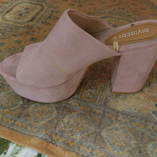 Suede mules H&M Divided used, dusty pink platform size 40