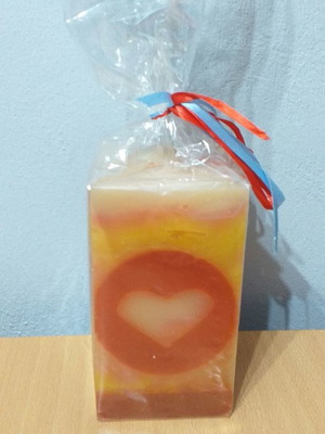 Κερί νέο με διακόσμηση καρδιάς 17x9,5 εκ.