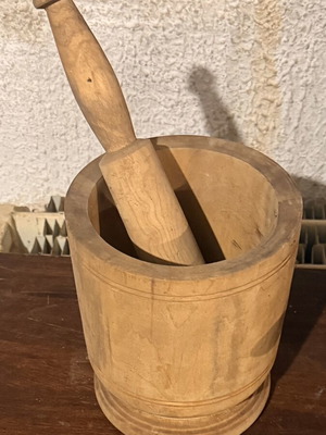 Wooden mortar used