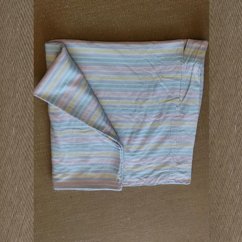 Single duvet cover like new made of cotton fabric