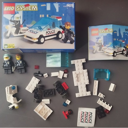 Lego 6625 Speed Trackers Police used, missing some pieces