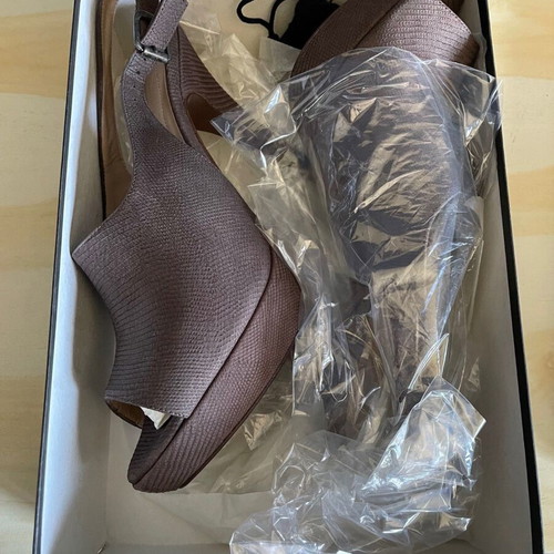 MASSIMO DUTTI HIGH HEEL SANDALS