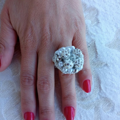 Handmade crocheted jumbo ring with white cotton yarn and beads, new
