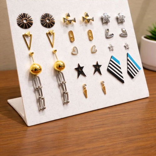 Earring stand new, white