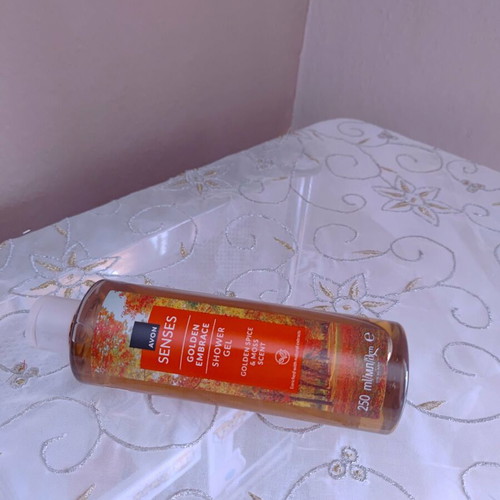 Avon Senses Golden Embrace shower gel new 250ml