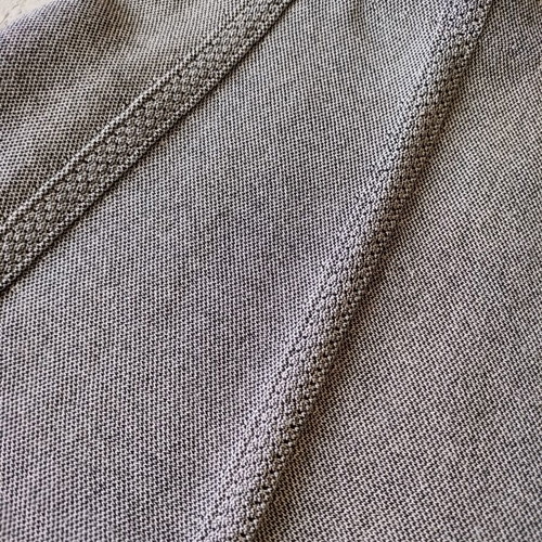 Zara skirt gray with elastic waist like new, size S