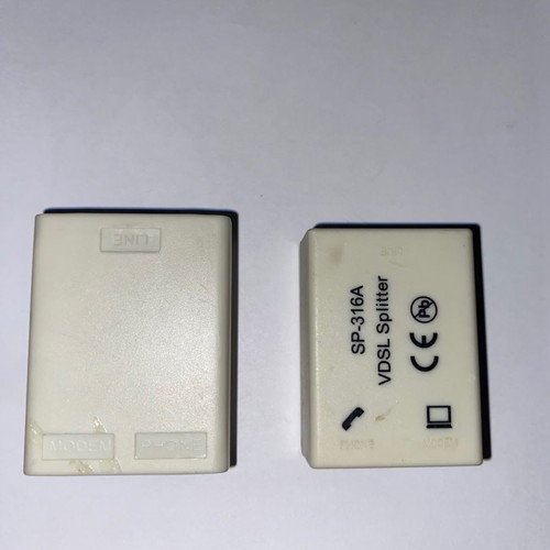 Set of 2 DSL splitters unused