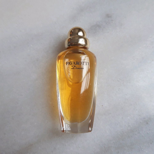 Set of used perfume miniatures