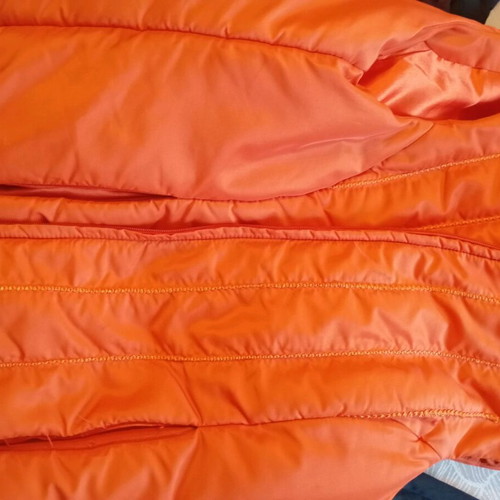 Sleeveless women's jacket like new, size large, orange