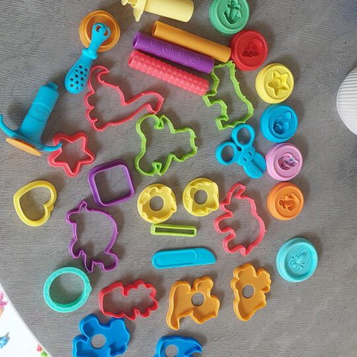 Play-Doh box with over 20 pieces, like new