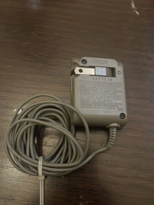 Nintendo DS Lite charger US Model USG-002 used, vintage