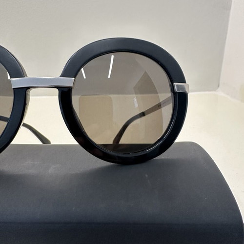 Marc Jacobs sunglasses like new, black, women's