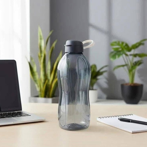 Water Bottle 2 Liters New