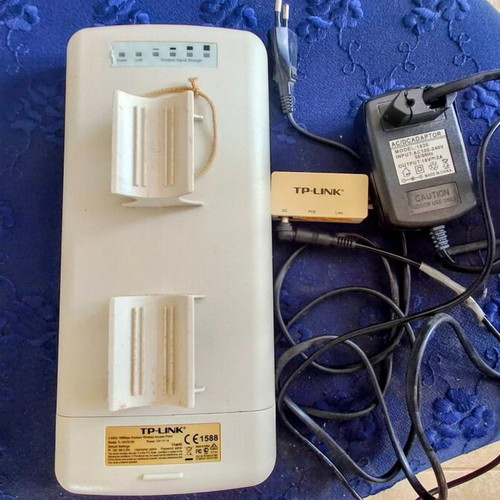 Tp-Link TL-WA7210N Indoor/Outdoor 2.4GHz 150Mbps Wireless Access Point used
