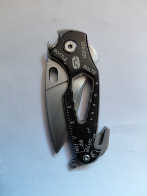 True Utility Knife like new