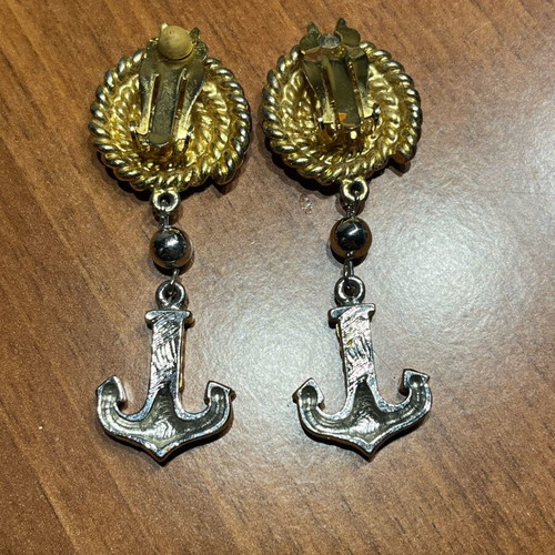 Vintage women's earrings like new, 3 sets