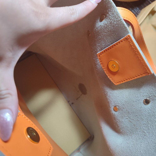 Leather handbag used, orange with multiple compartments