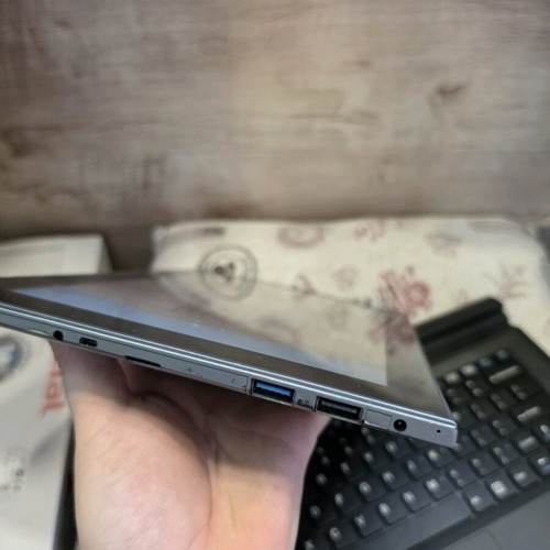 Teclast TbooK 16 2-in-1 computer tablet with Windows 10 used