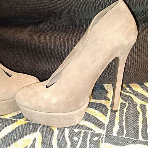 Tsakiris Mallas leather pumps used, size 36, gray