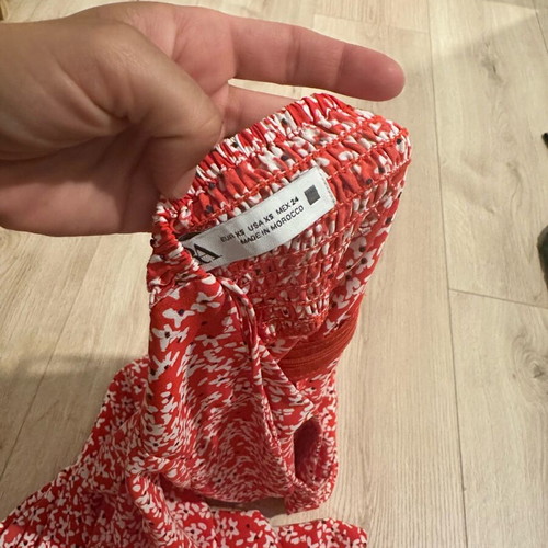 Zara floral dress like new, red, size XS