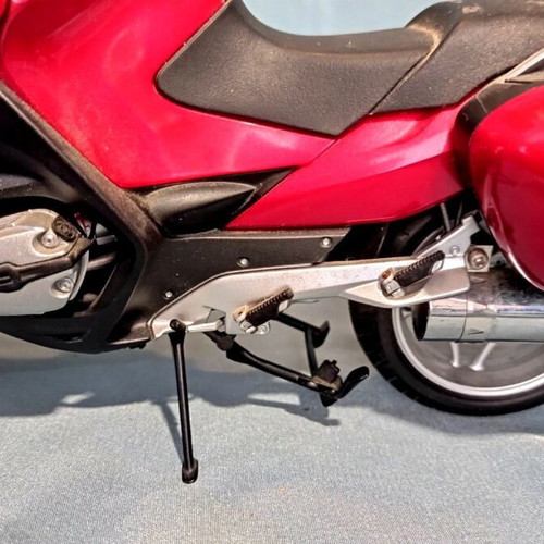 AUTOart BMW R 1200 RT 1:10 Diecast Collectible Motorcycle Like New
