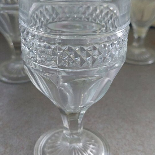 Vintage glassware like new, set of 6 glasses