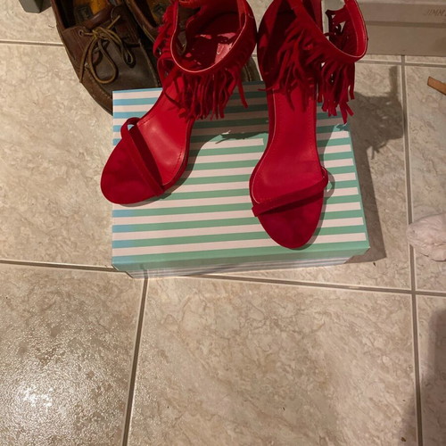 Axel sandals with fringes size 39 like new, red