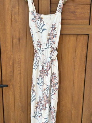 H&M linen blend jumpsuit like new, size 38, white floral