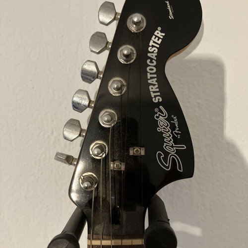 Fender Stratocaster guitar with amplifier, like new
