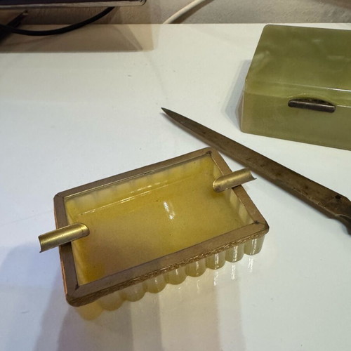 Marble desk set like new