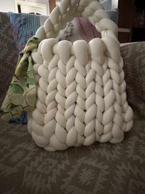 Marshmallow handmade handbag white beige, new