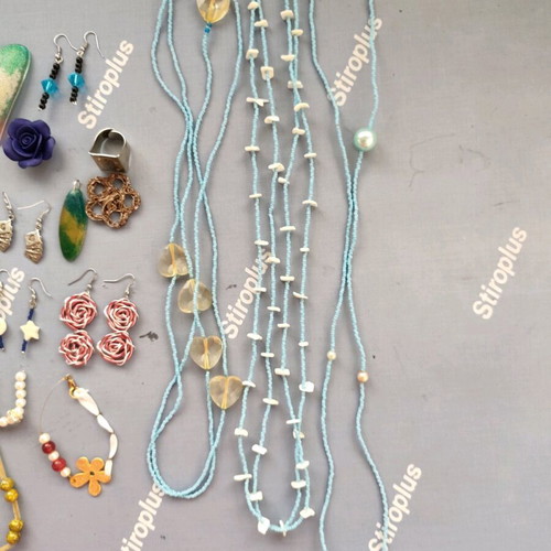 Jewelry and materials like new, all together