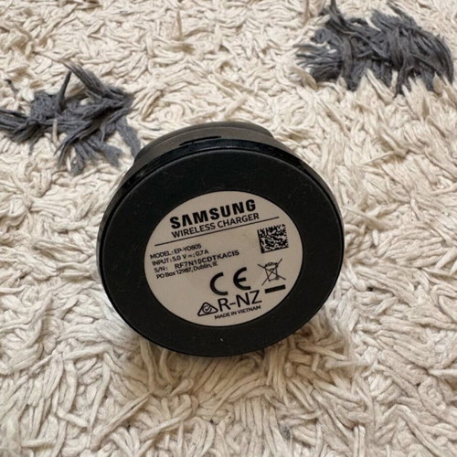 Samsung Galaxy Watch 46mm used with charger and 4 straps