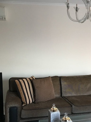 Four-seater sofa like new luxury
