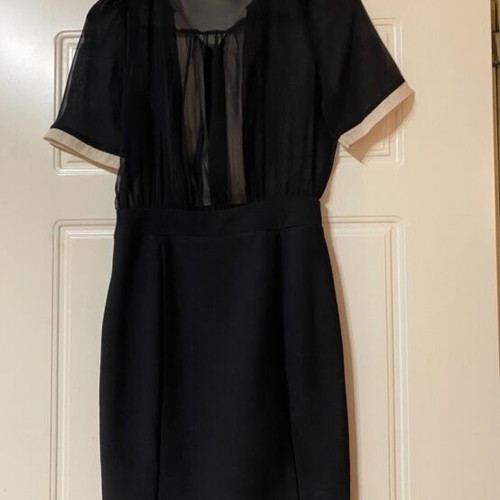 Mini dress Boohoo black and white with collar XS like new
