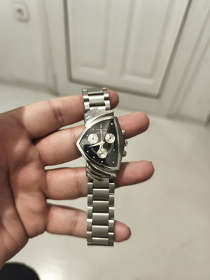 Hamilton Ventura Quartz watch, unisex, waterproof