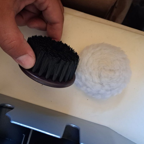 Automatic Shoe Polisher Citadel like new with accessories