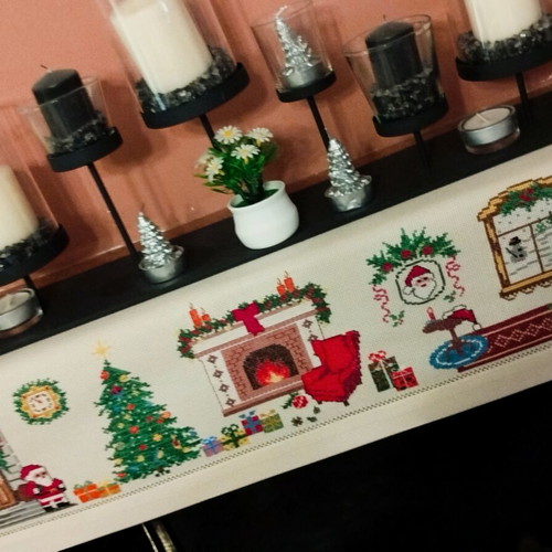Embroidered Christmas table runner for fireplace, new, beige etamine