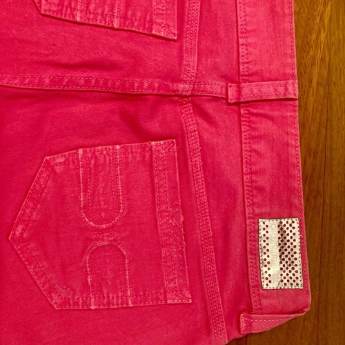 DKNY Jeans size 29 like new, fuchsia with rips and zippers