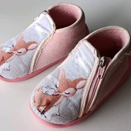 Comfy Pink Deer Slippers Used Anatomical