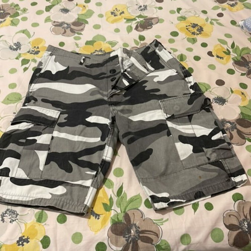Survivors Bermuda shorts used, size 44, L XL