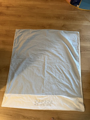 Duvet cover child size 100x120 like new