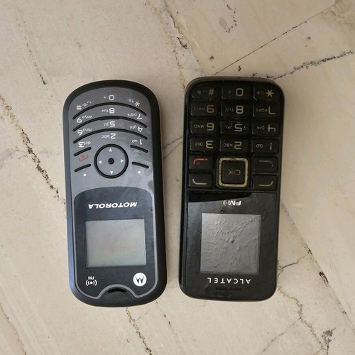 Motorola and Alcatel cell phones used, set of 2