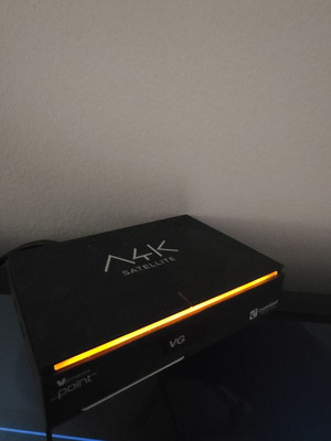 Amiko A4K SAT CG 4K δορυφορικός δέκτης και Android TV Box