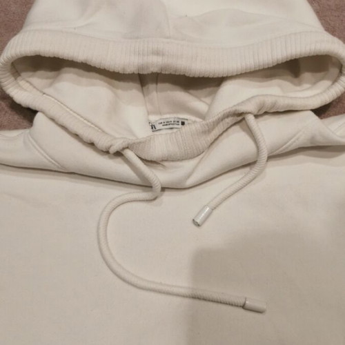Zara women's white sweatshirt size M used