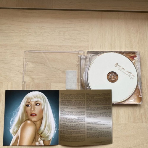 Gwen Stefani The Sweet Escape CD like new, pop