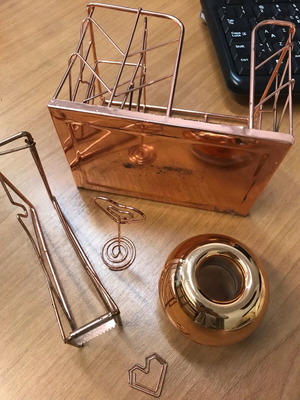 Metal office set used, 4 bronze pieces