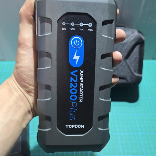 Topdon V2200 Plus professional jump starter