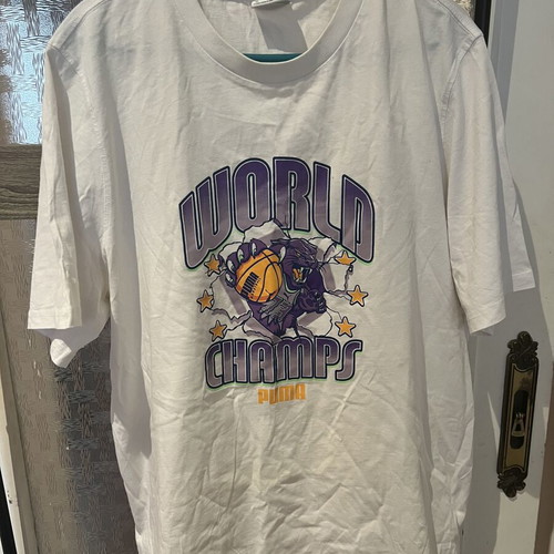 Puma T-shirt XL like new, white and purple